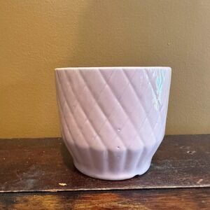 Vintage Shawnee Pottery Made in USA Diamond‎ Quilted 4" Pastel Pink Planter Pot